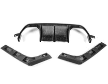 Load image into Gallery viewer, Vorsteiner Style Pre Pregged Carbon Fiber Rear Diffuser for BMW M3 F80 / M4 F82 F83 2014-2020