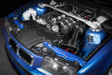 Load image into Gallery viewer, BMW M3 (1992-1996) E36 Eventuri Carbon Intake