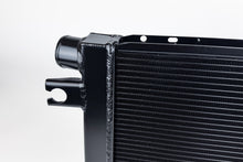 Load image into Gallery viewer, BMW M5 (1984-1989) E28/E24 CSF High-Performance All-Aluminum Radiator