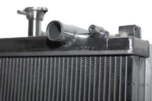 Load image into Gallery viewer, Nissan Titan (2004-2014) CSF Radiator