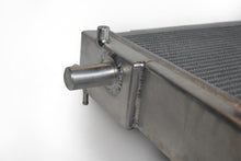 Load image into Gallery viewer, Ford Super Duty (2008-2010) CSF Radiator (6.4L Turbo Diesel)