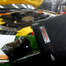 Load image into Gallery viewer, Carbon Fiber Cold Air Intake for Ford Mustang S550 FN FM 2.3L