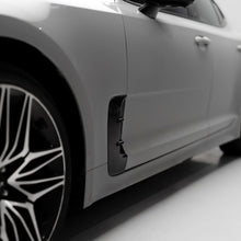 Load image into Gallery viewer, MP Speed Style Dry Carbon Fender Vents for KIA Stinger CK 2017+