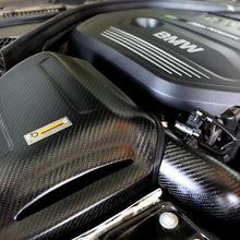 Load image into Gallery viewer, Carbon Fiber Cold Air Intake for BMW M140i F20 / 340i F30 / 440i F36 (B58)