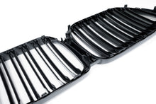 Load image into Gallery viewer, BMW X5 Series G05 (2018-2023) M Performance Style Gloss Black Grill