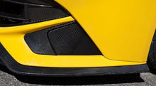 Load image into Gallery viewer, Ferrari F12 Berlinetta (2012-2017) Novitec Cover For Brake-Ventilation With Sensors