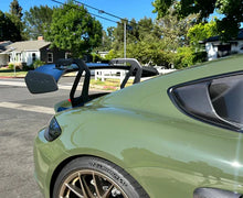 Load image into Gallery viewer, Porsche GT4 RS (2016-2023) 981 RSNV 3' Wing Riser