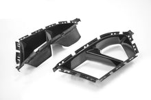 Load image into Gallery viewer, M Performance Style Pre Pregged Dry Carbon Front Ducts for BMW M3 G80 G81 / M4 G82 G83 2020+