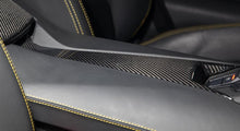 Load image into Gallery viewer, Lamborghini Aventador (2011-2017) Novitec Armrest For Center Console (Visible Carbon)