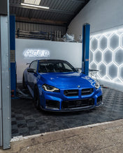 Load image into Gallery viewer, BMW M2 (2023-) G87 TRE Pre-Preg Carbon Fibre CSL Front Grilles