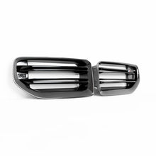 Load image into Gallery viewer, BMW M2 (2023-) G87 TRE Pre-Preg Carbon Fibre TR87 Front Grilles