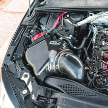 Load image into Gallery viewer, 034-108-1051 - 034Motorsport Audi B9 A4/A5 2.0 TFSI X34 Carbon Fiber Cold Air Intake