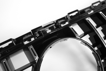 Load image into Gallery viewer, AMG Panamericana Style Grille for Mercedes C63 C205/W205 15-18 - Silver