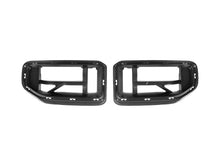 Load image into Gallery viewer, CS Style Pre Pregged Dry Carbon Fiber Grille for BMW M2 G87 2023+
