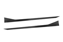 Load image into Gallery viewer, M Performance Style Pre-Pregged Dry Carbon Fibre Side Skirt for BMW M5 G90 2024+
