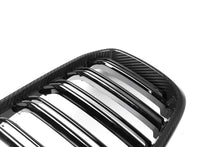 Load image into Gallery viewer, M Performance Style Pre Pregged Dry Carbon Fiber Grille (Dual Slat) for BMW X3 G01 / X4 G02 Pre LCI 2017-2021
