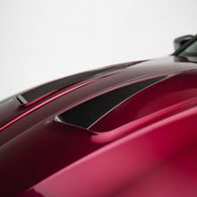 Load image into Gallery viewer, Carbon Vented Bonnet / Hood for BMW M3 G80 G81 / M4 G82 G83

