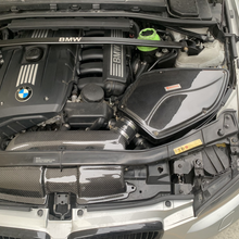 Load image into Gallery viewer, Carbon Fiber Cold Air Intake for BMW 323i / 330i / 325i E90
