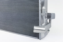 Load image into Gallery viewer, Jeep Wrangler (2018-2020) JL/JT CSF Heavy-Duty Radiator (Aluminium)
