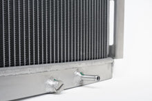 Load image into Gallery viewer, Toyota 4Runner (1995-2002) N180 CSF Heavy-Duty All-Aluminum Radiator

