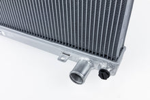 Load image into Gallery viewer, Nissan Skyline GT-R (1995-1998) R33 CSF High-Performance All-Aluminum Radiator
