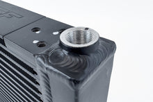 Load image into Gallery viewer, Ford GT (2005-2006) CSF High-Performance Transaxle Cooler Kit
