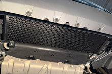 Load image into Gallery viewer, BMW M340i (2019-2024) G20 CSF High-Performance Engine Oil Cooler
