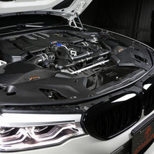 Load image into Gallery viewer, Carbon Fiber Cold Air Intake for BMW M5 F90
