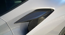 Load image into Gallery viewer, Ferrari F8 Tributo (2020-2026) Novitec Air-Guide Side Wall (Visible Carbon)
