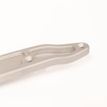 Load image into Gallery viewer, BILLET ALUMINIUM WING UPRIGHTS
