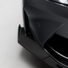 Load image into Gallery viewer, CS Style Pre Pregged Dry Carbon Front Lip for BMW M3 G80 G81 / M4 G82 G83 2020+
