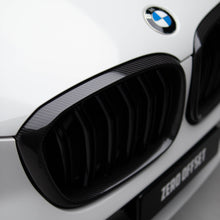 Load image into Gallery viewer, M Performance Style Pre Pregged Dry Carbon Fiber Grille (Dual Slat) for BMW X3 G01 / X4 G02 Pre LCI 2017-2021
