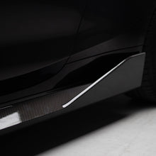 Load image into Gallery viewer, M Performance Style Pre Pregged Dry Carbon Side Skirts for BMW M4 G82 G83 2020+
