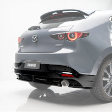 Load image into Gallery viewer, Kuroi Style Diffuser for Mazda 3 BP Hatch 2019+
