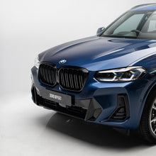 Load image into Gallery viewer, M Performance Style Pre Pregged Dry Carbon Fiber Grille (Dual Slat) for BMW X3 G01 / X4 G02 LCi 2022+
