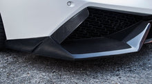 Load image into Gallery viewer, Lamborghini Huracan (2014-2015) LP 600-4/LP 610-4 Novitec Frontspoiler Lip (Visible Carbon)
