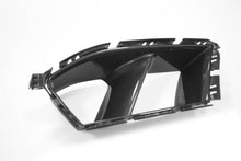 Load image into Gallery viewer, M Performance Style Pre Pregged Dry Carbon Front Ducts for BMW M3 G80 G81 / M4 G82 G83 2020+
