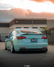 Load image into Gallery viewer, Tesla Model 3 Carbon Fiber Spoiler V2 2019+

