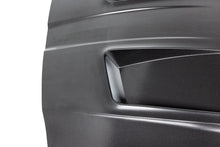 Load image into Gallery viewer, Carbon Vented Bonnet / Hood for BMW M3 G80 G81 / M4 G82 G83
