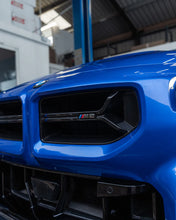 Load image into Gallery viewer, BMW M2 (2023-) G87 TRE Pre-Preg Carbon Fibre CSL Front Grilles
