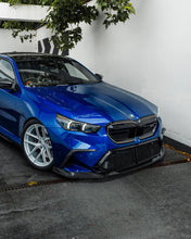 Load image into Gallery viewer, BMW M5 (2025-) G90 TRE Carbon Fibre PR-1 Front Duct Extension Trims
