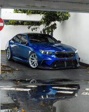 Load image into Gallery viewer, BMW M5 (2025-) G90 TRE Carbon Fibre PR-1 Side Skirts
